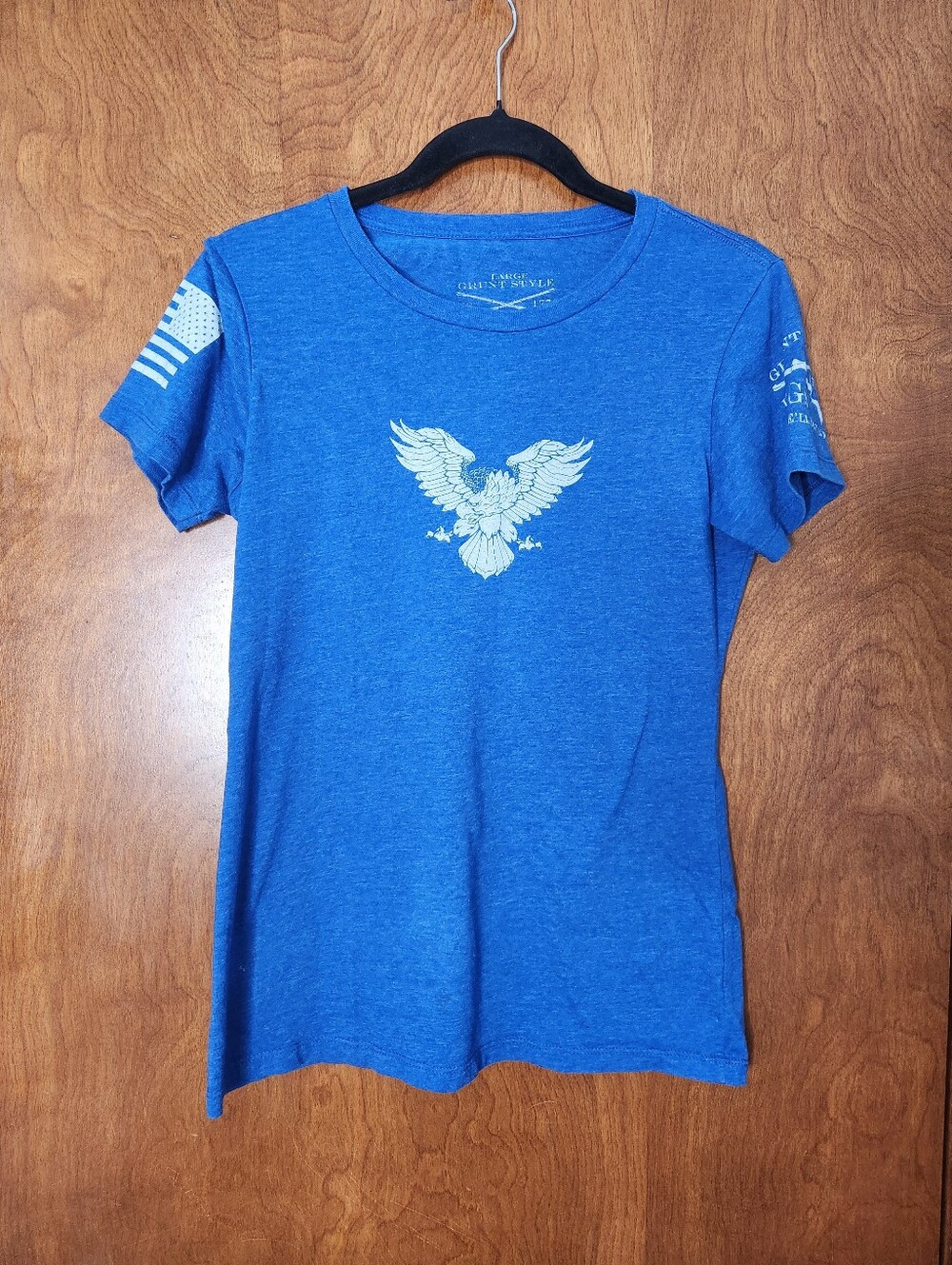 Grunt Style Blue T-Shirt - Women's Size Large - US 1776 Flag & Rifle Graphic